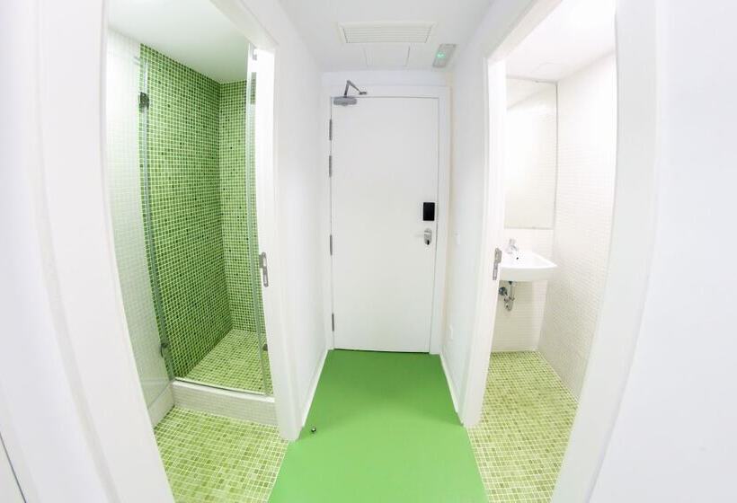 Кровать в Общей Комнате, Sant Jordi Hostels Sagrada Familia