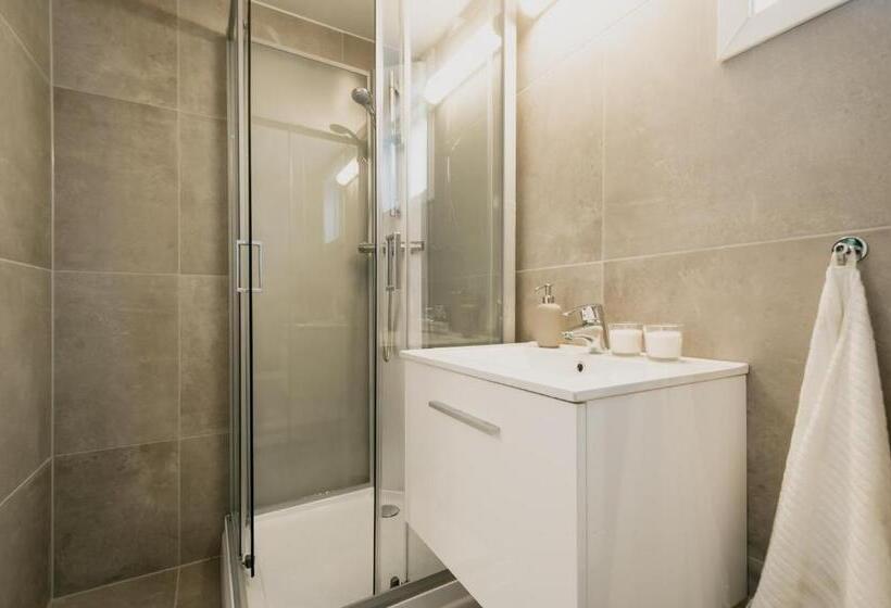 סטודיו סופריור, Bergen Beds   Serviced Apartments In The City Center