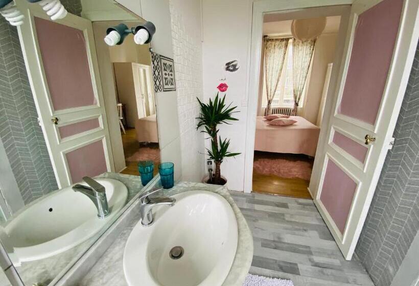 Номер Стандарт, Chambre 2 Personnes Romantique Au Calme A 6km Des Thermes De Bagnoles De L Orne Avec Sdd Privative