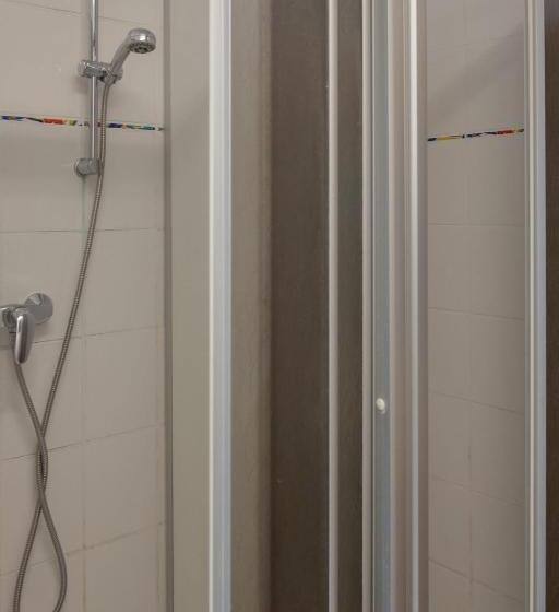 Кровать в Общей Комнате, Hostel Louise 20