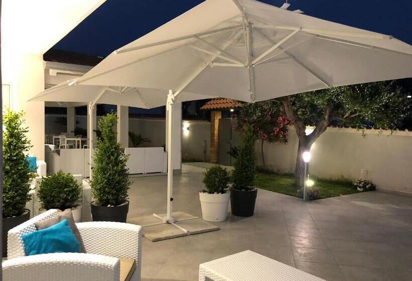 Номер Стандарт Вид на Сад, Invilla Bed&breakfast   Quality Rooms