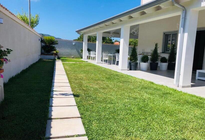 Четырехместный Номер Классик, Invilla Bed&breakfast   Quality Rooms