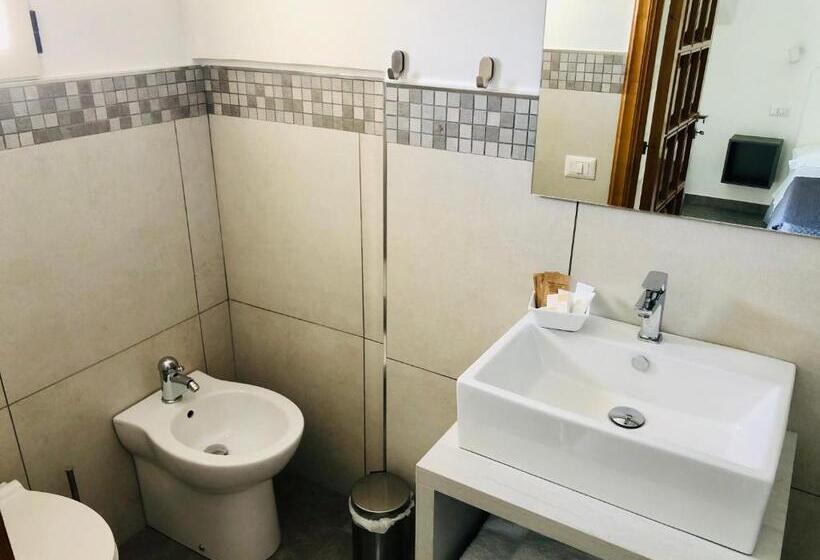 Трехместный Номер Deluxe, Invilla Bed&breakfast   Quality Rooms