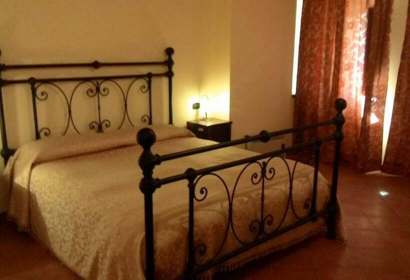 Номер Deluxe Вид на Сад, Agriturismo Camemi Di Paternico Ettore Piazza Armerina