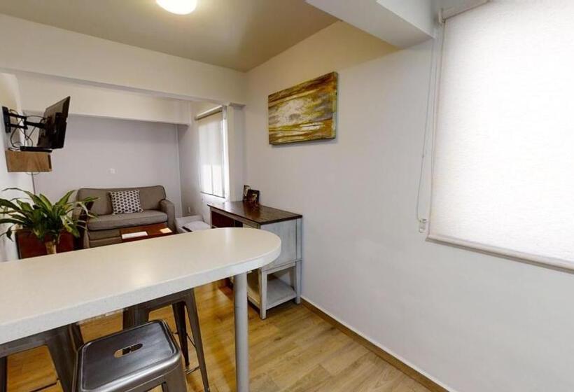 Suite Superior, Tokio Suites