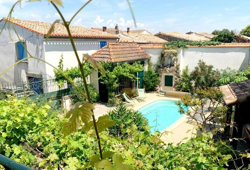 Номер Стандарт Вид на Бассейн, Villa Saint Léon