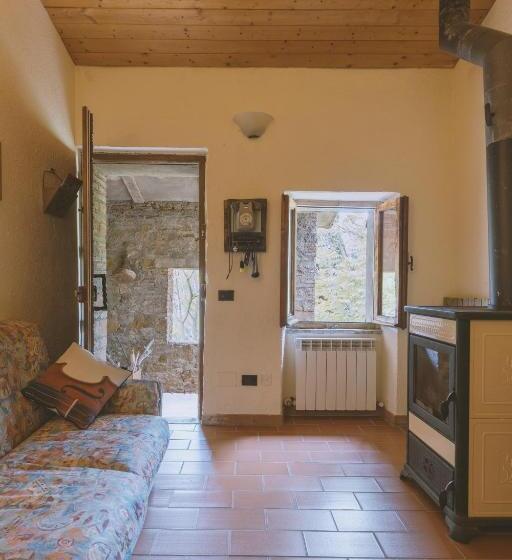 Quarto Estandar, La Fonte Di Gaiche