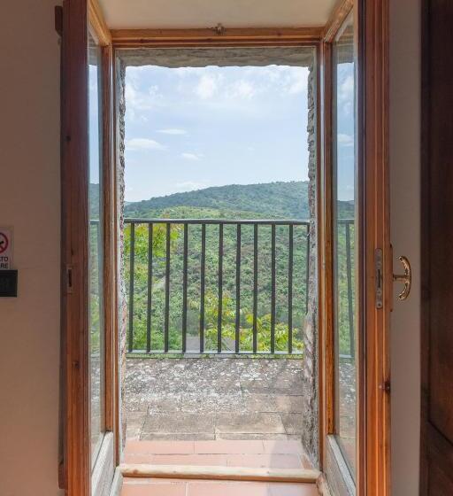 Quarto Estandar, La Fonte Di Gaiche