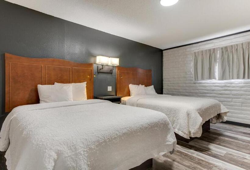 Семейный Номер, Dolores Mountain Inn