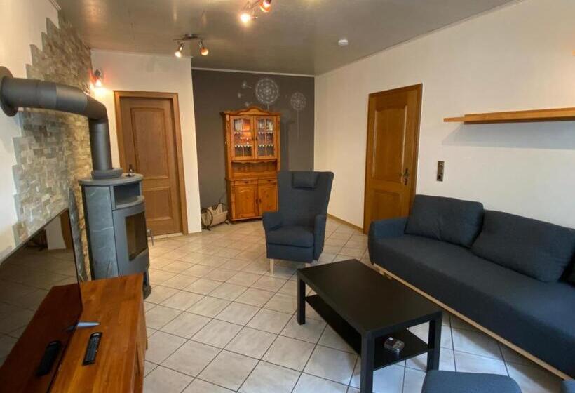 2间卧室的房子, Winzerhaus Im Oberdorf   Fewo U Zimmer   Auch Kombinierbar