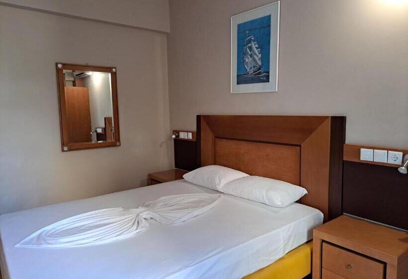 スタンダードルーム, Bristol Apartments