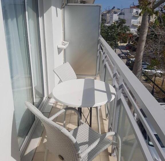 １ベッドルームアパートメント, Bristol Apartments
