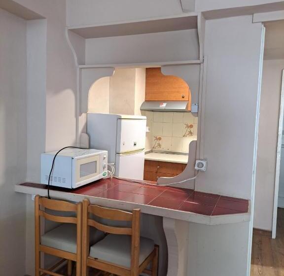 1 Szobás Apartman, Bristol Apartments