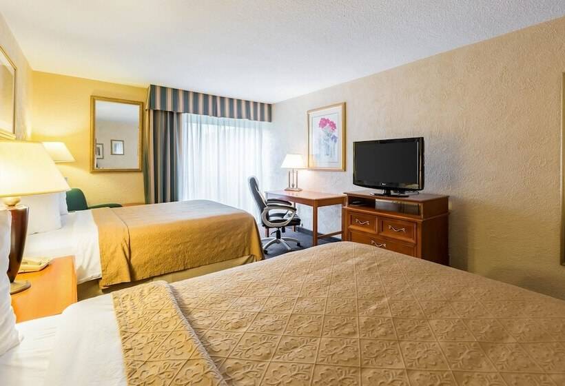 Номер Стандарт 2 Двуспальные Кровати, Quality Inn And Conference Center I80 Grand Island