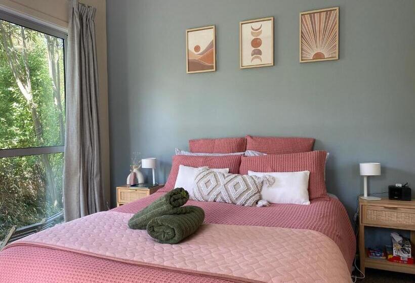اتاق استاندارد, The Willow Guest Suite