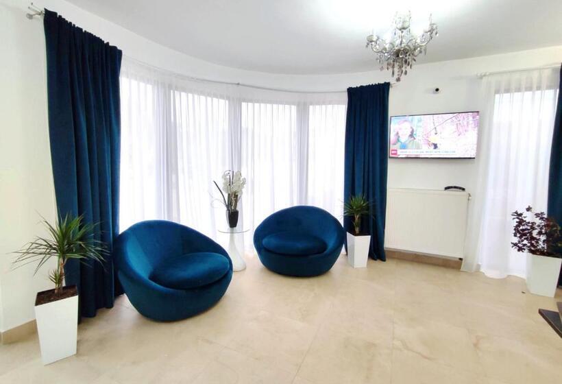Номер Стандарт с Балконом, Regal Guest House