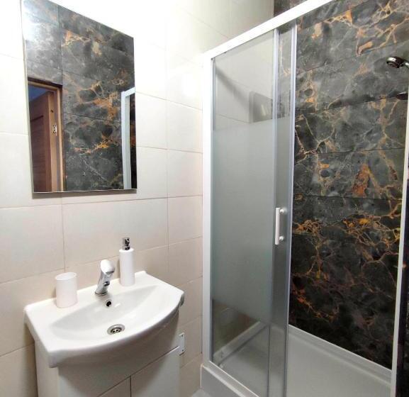 Номер Стандарт с Террасой, Regal Guest House