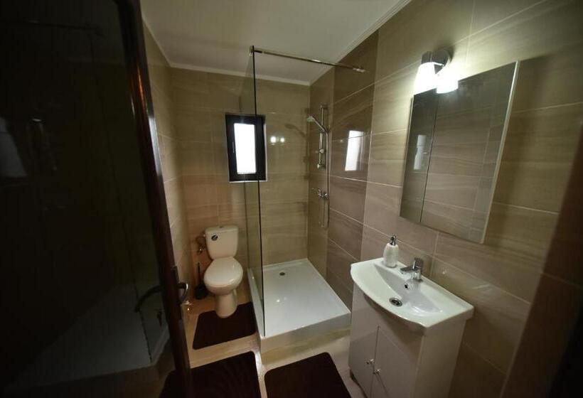 Standard room with outdoor bath, Regal Guest House