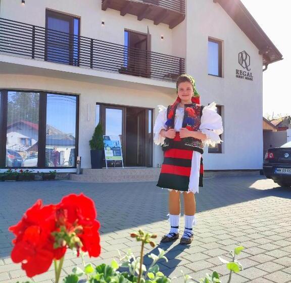 Номер Стандарт с Террасой, Regal Guest House