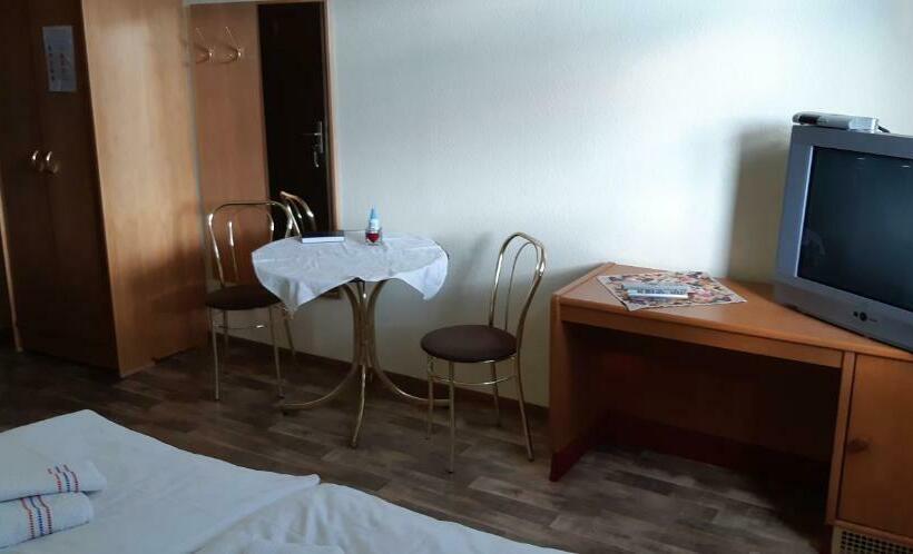 Номер Стандарт, Pension Hirsch/schwan