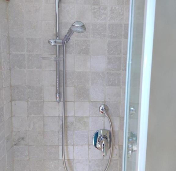 Standard room with outdoor bath, Mazzini Affittacamere