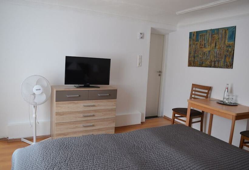 Номер Стандарт, Pension Klitzeklein