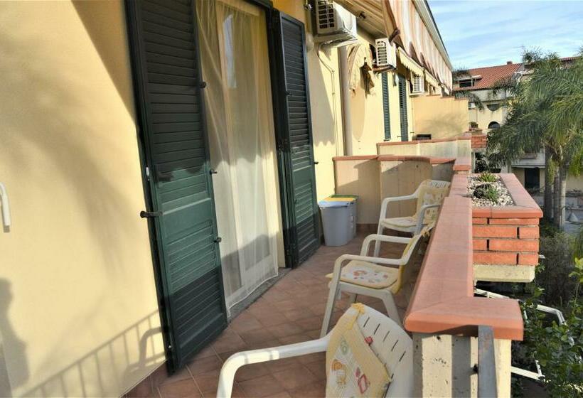 Апартаменты 1 Спальня Вид на Бассейн, Etna   Taormina
