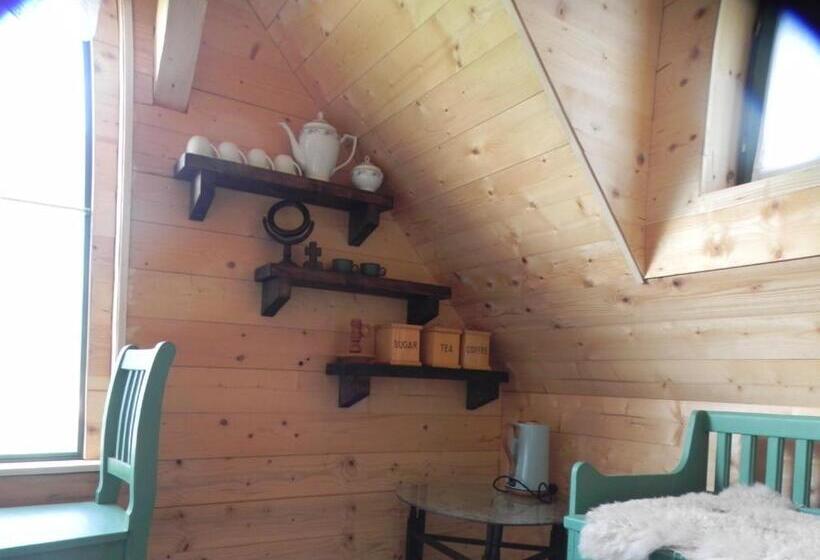 Номер Стандарт Вид на Горы, Iedera Casa De Familii 2