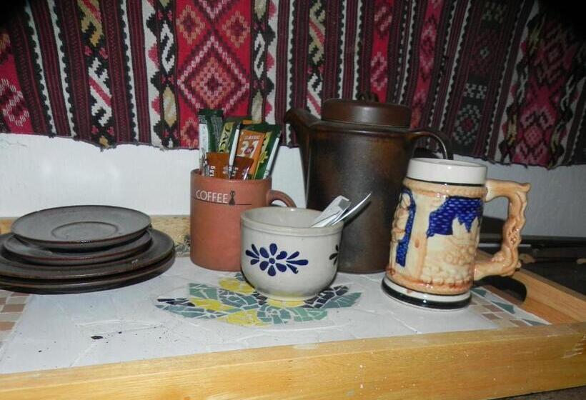 Номер Стандарт, Iedera Casa De Familii 2