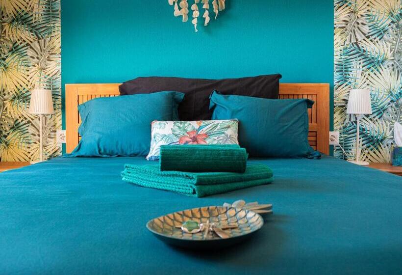 标准间带阳台, Akiteness House Tarifa