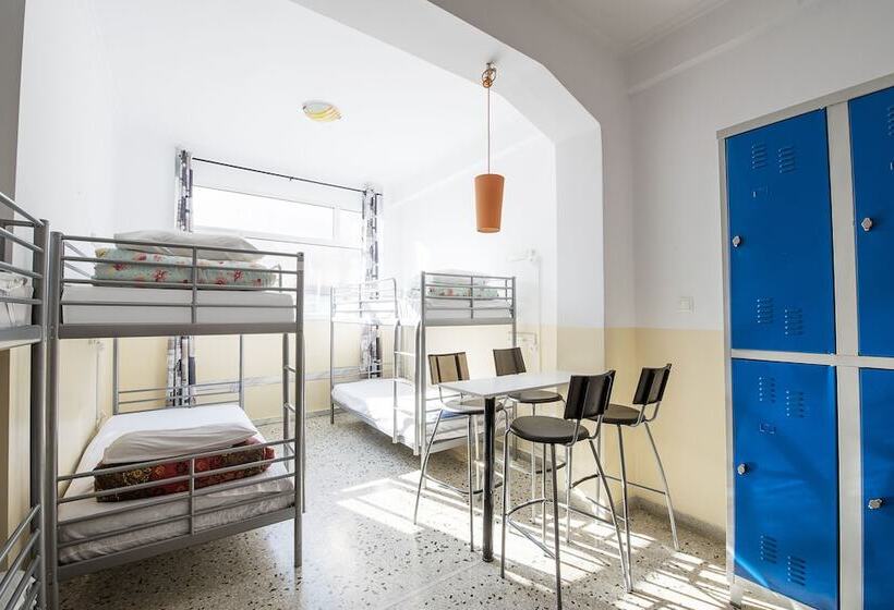 공동 객실, Safestay Athens Monastiraki