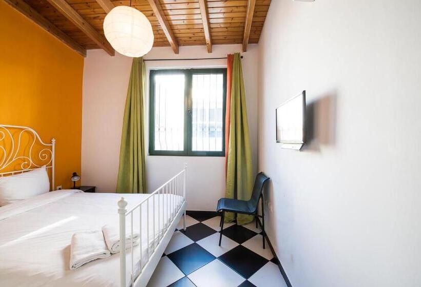 스탠다드 룸, Safestay Athens Monastiraki