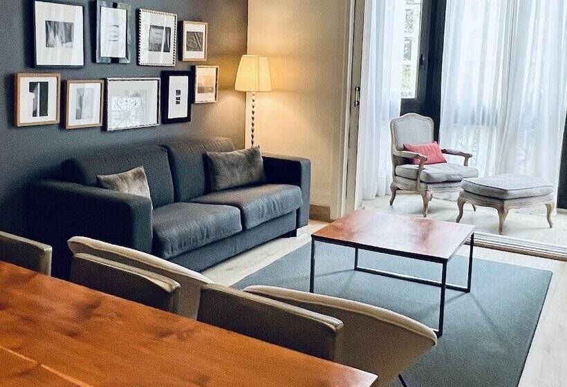 ２ベッドルームデラックスアパートメント, Apartments Sixtyfour