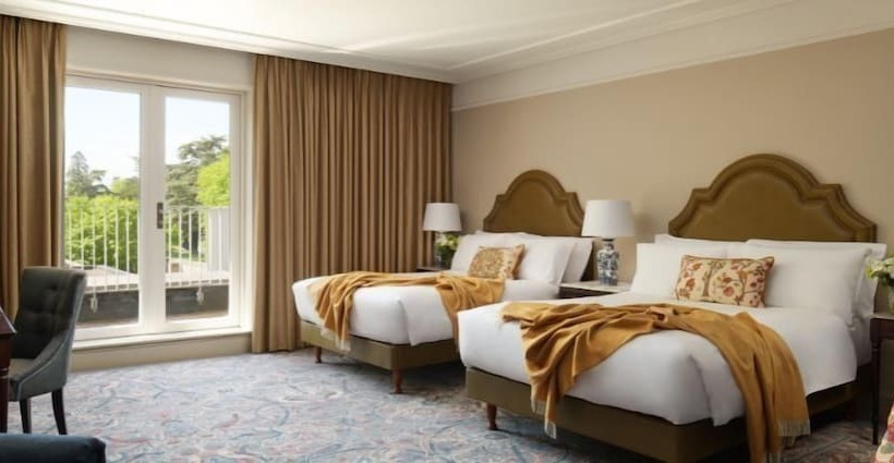 Номер Стандарт с Балконом, Carton House A Fairmont Managed
