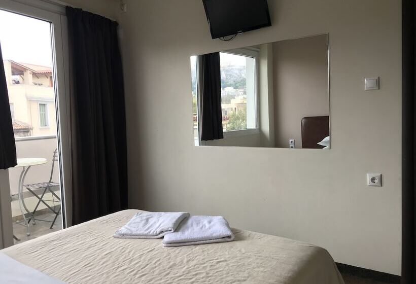 Номер Стандарт с Балконом, Pella Inn Hostel