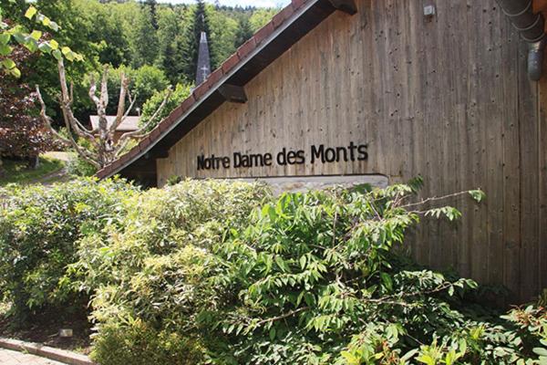 Номер Стандарт, Notre Dame Des Monts