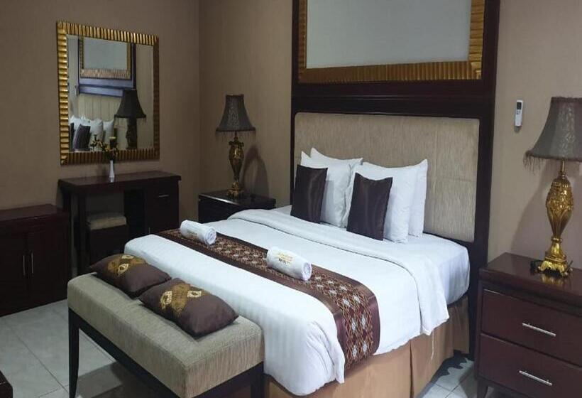 Quarto Familiar, Signature Mandala Kencana