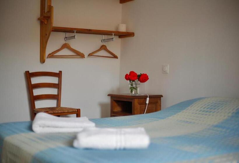 Номер Стандарт, Hostel Le Diablotin