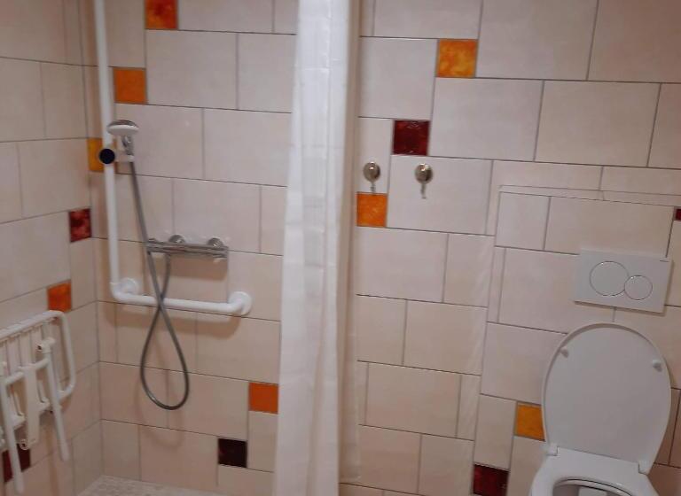 Номер Стандарт, Hostel Le Diablotin