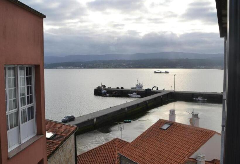 Номер Стандарт Вид на Море, Hostal O Portiño