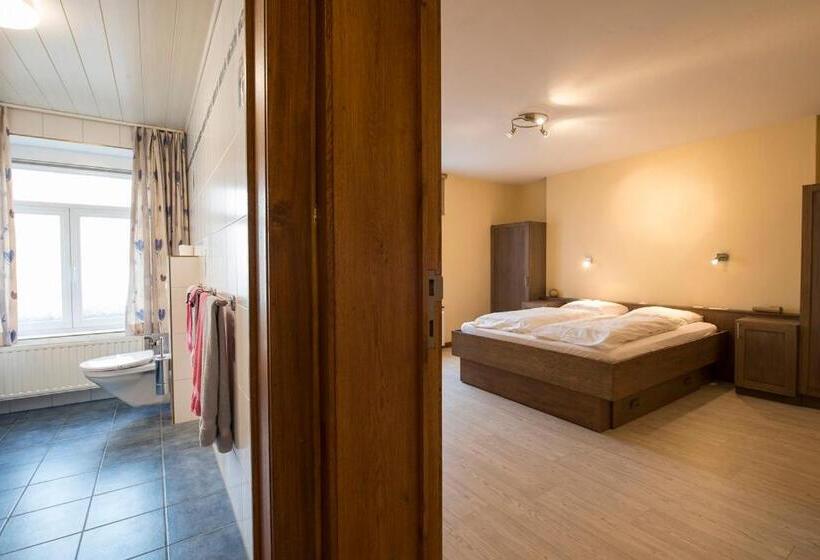 Апартаменты 2 Спальни, Appart Hotel Au Pied De Vigne