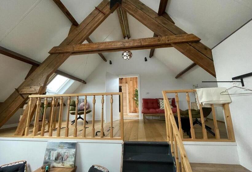 豪华工作室, B & B  Droom In De Polder De Suite Met Prive Sauna