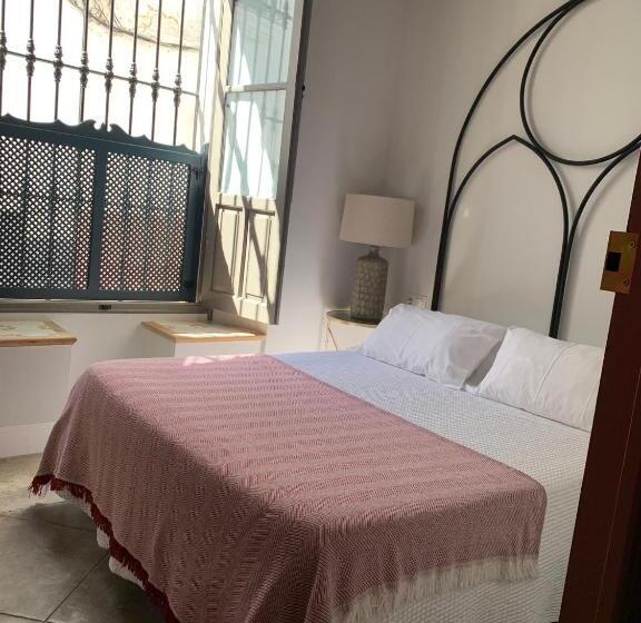 سوییت اجرایی, Hospederia Santa Clara