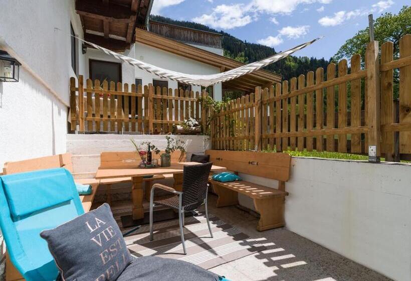 テラス付き１ベッドルームアパートメント, Restaurant Appartements Almdiele