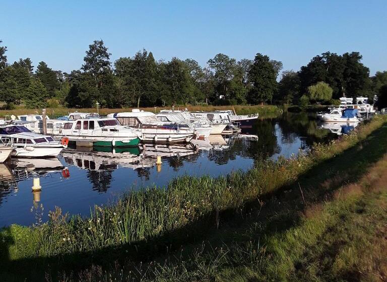 Номер Стандарт, Central Brittany B And B