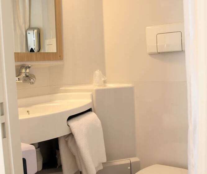 Номер Стандарт, Premiere Classe Tours Sud Joue Les Tours