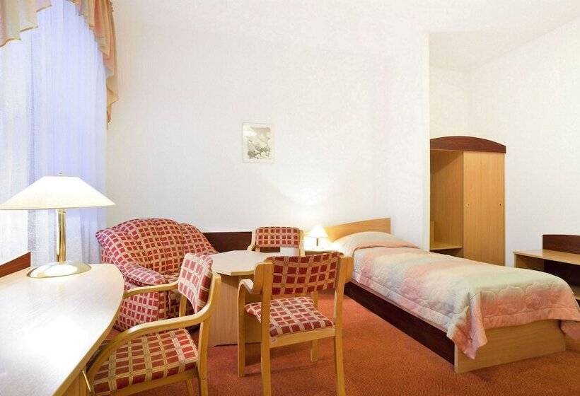经济房, Aiden By Best Western Lodz