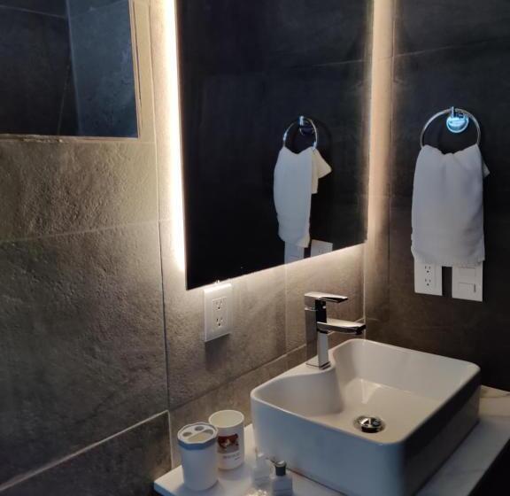 Deluxe Suite met Kingsize Bed, Chiflon Villas