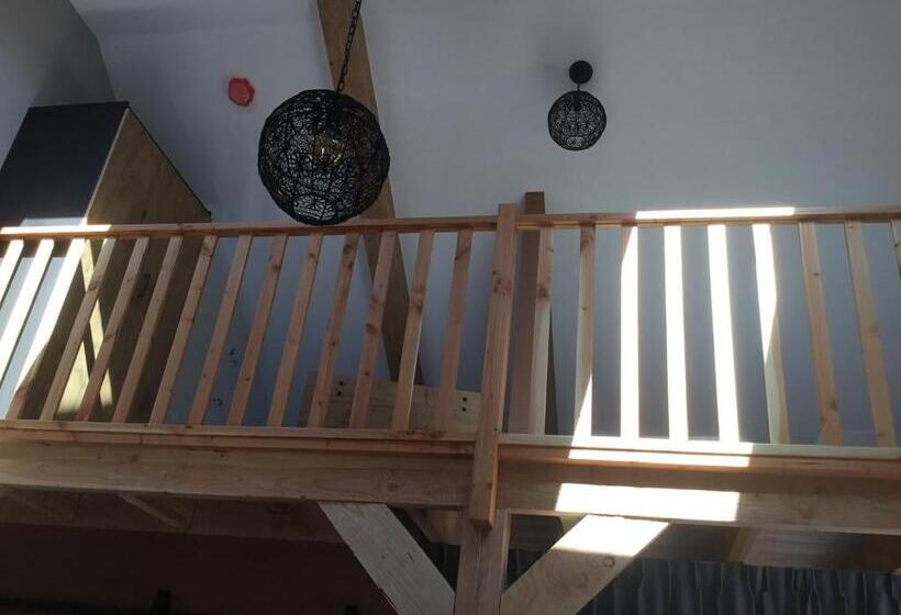 Студия Стандарт, Slaperij Salud! Studios & Appartementen