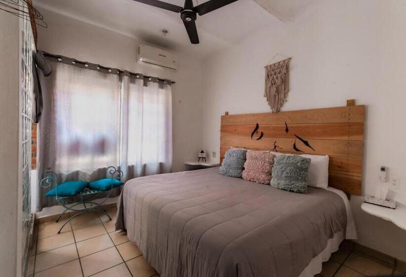 اتاق لوکس, Habitaciones Samy